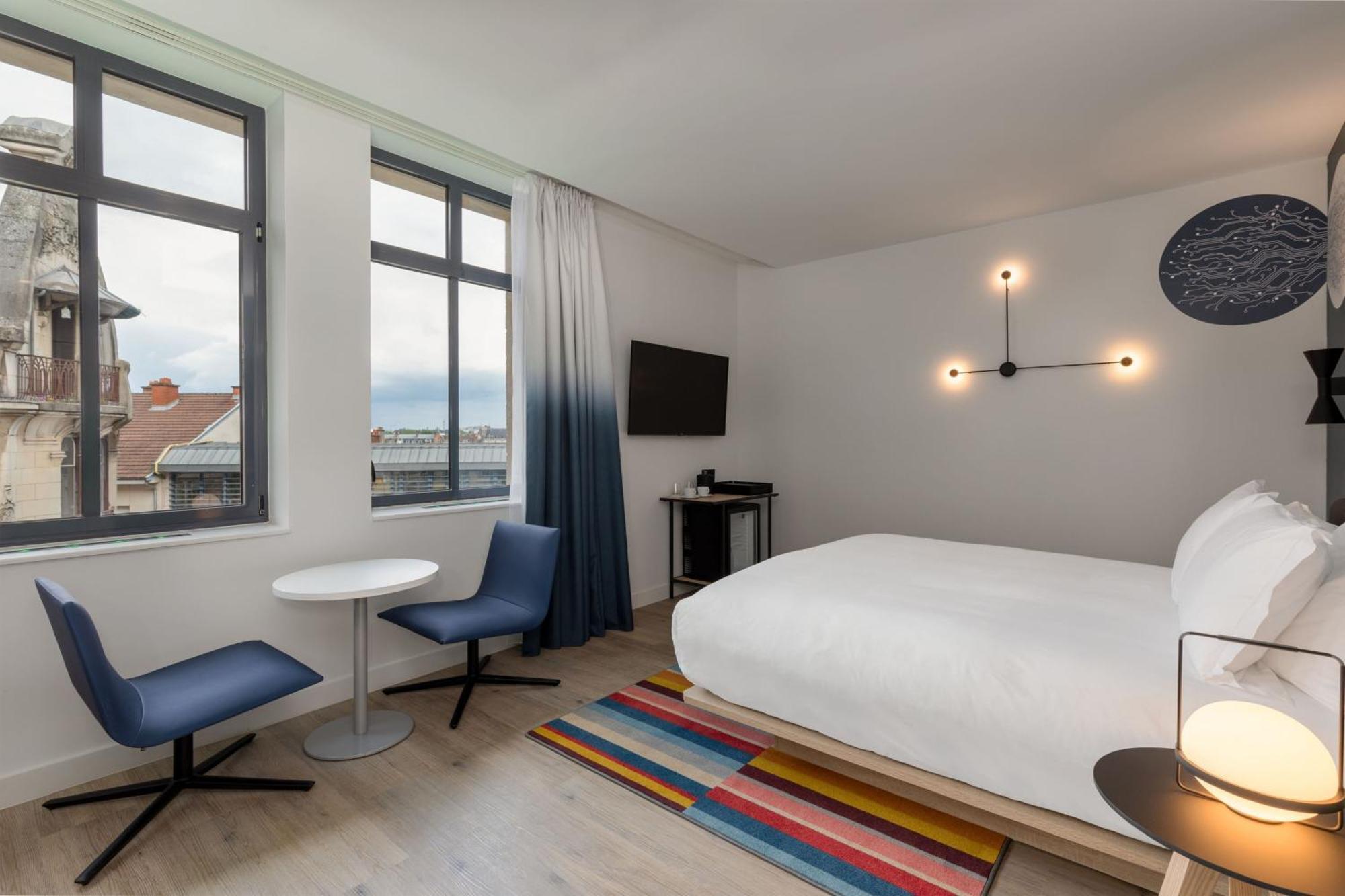 Aloft Hotel Dijon By Marriott Exterior foto