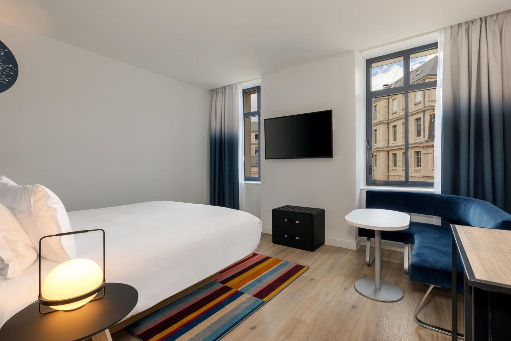 Aloft Hotel Dijon By Marriott Exterior foto