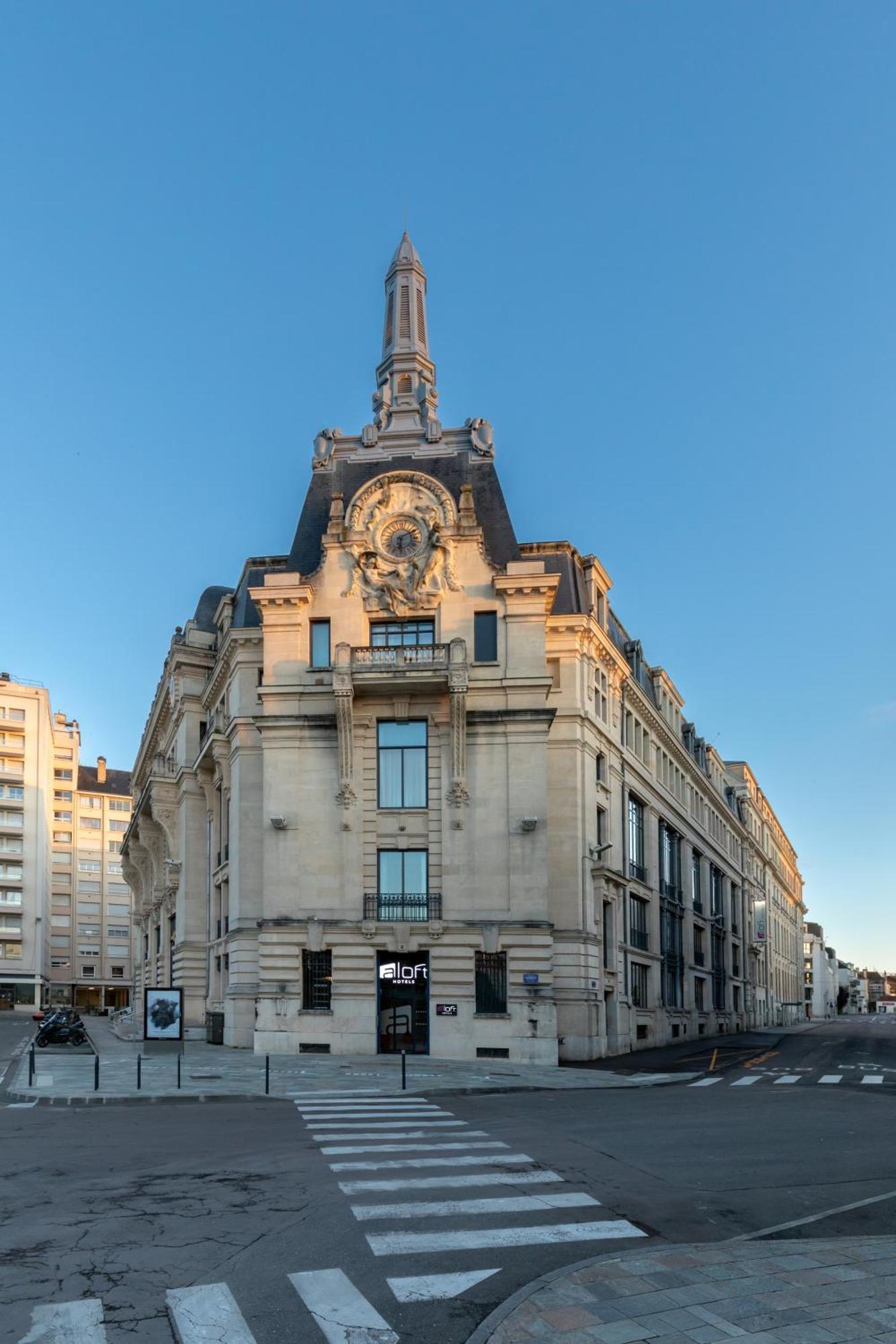 Aloft Hotel Dijon By Marriott Exterior foto
